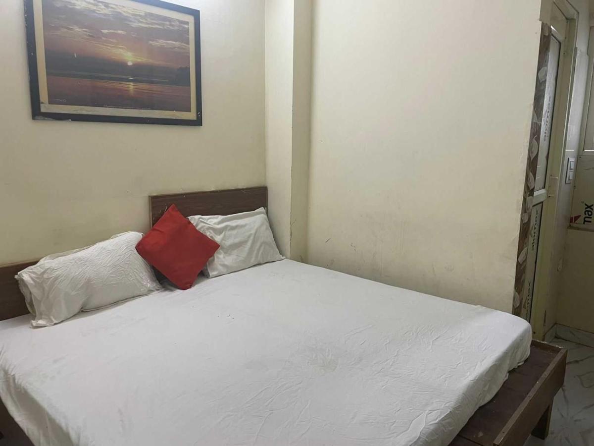 Hotel O Devansh Inn New Delhi Eksteriør billede